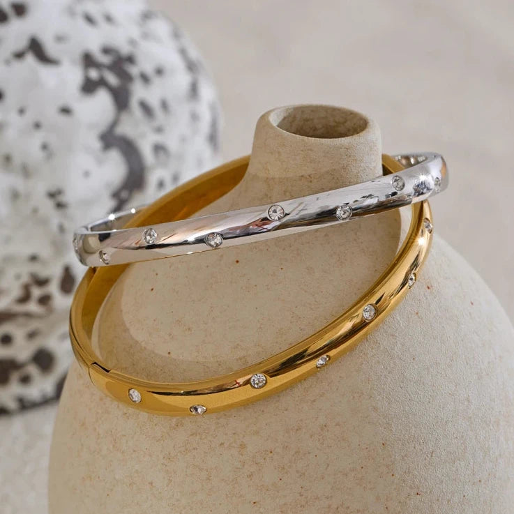 Infinita - 18K Gold Plated - 925 Silver Plated Bangle