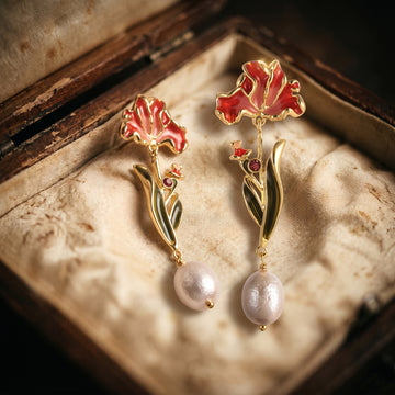The Pearl Vine Drop Earrings