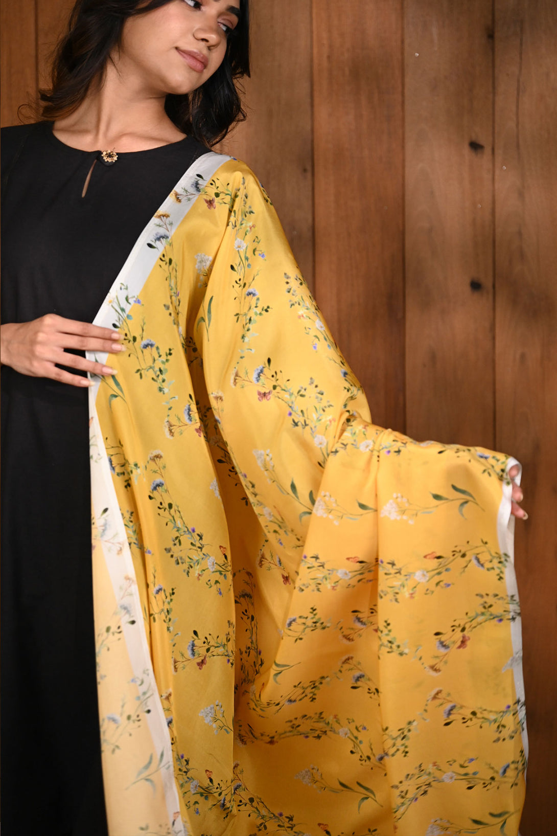 Halo - Silk Dupatta