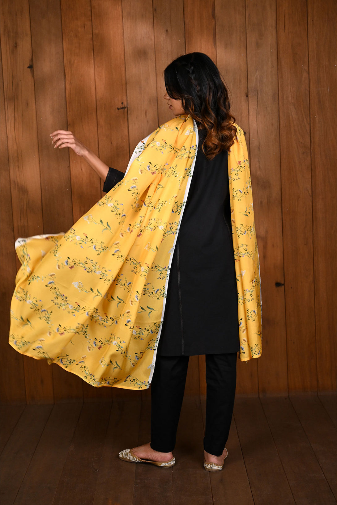 Halo - Silk Dupatta