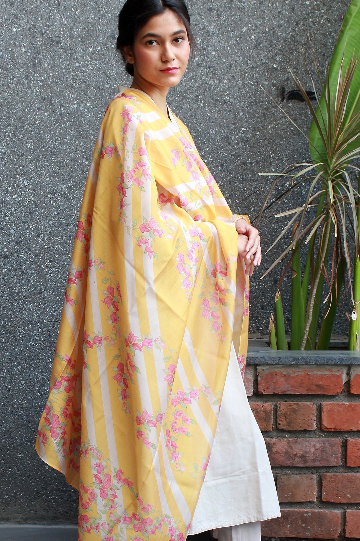 Buy-Bougainvillea Dreams - Chanderi Dupatta-Cyahi-Online