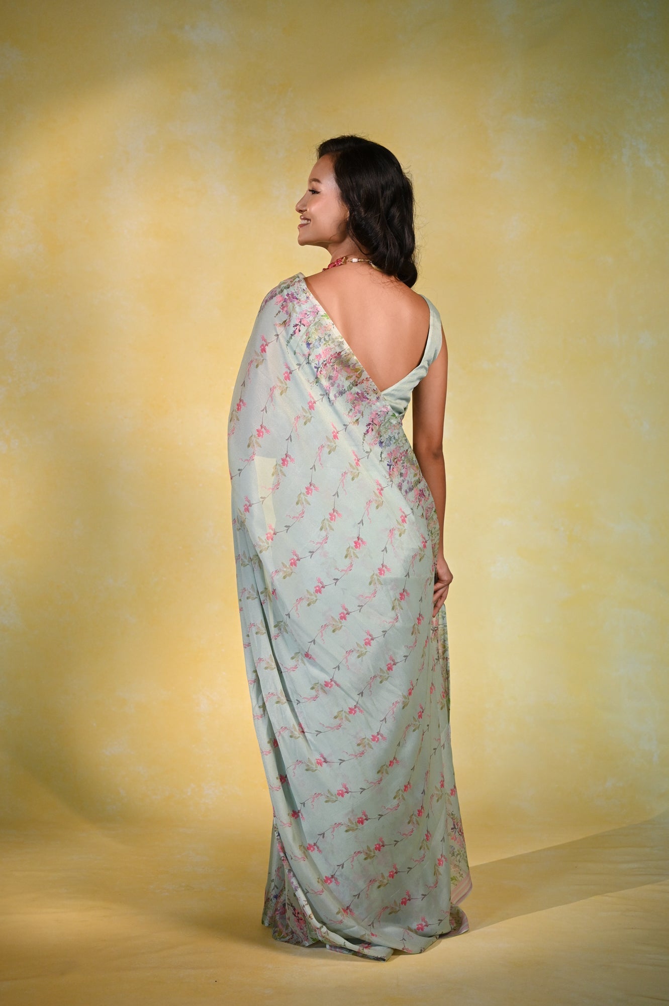 Buy-Dream Veils - Crepe Saree-Cyahi-Online