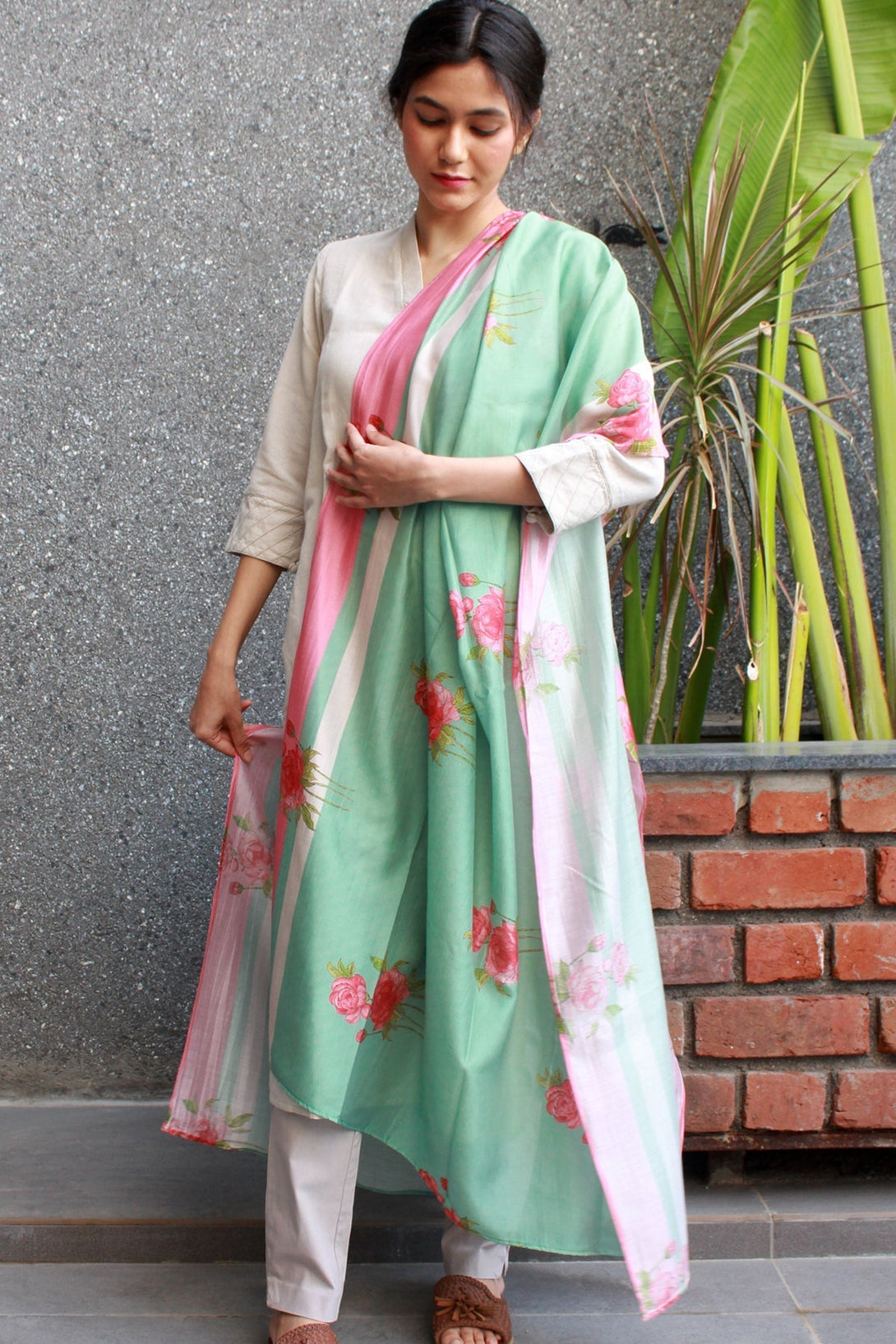 Peonies Charm - Chanderi Dupatta