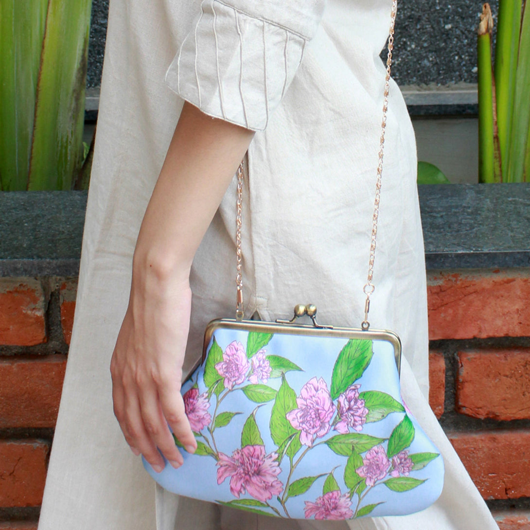 Summer Blooms - Clutch